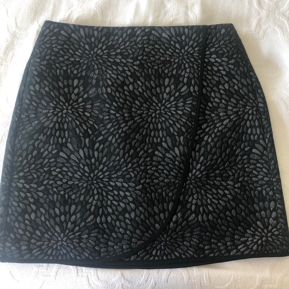 NWT LOFT Black metallic mini skirt